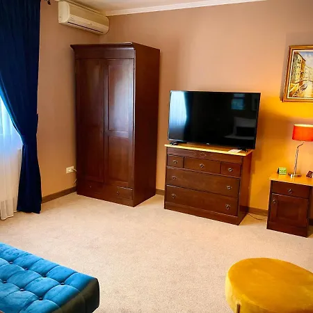 Gasthuis Pensiunea Marylou 4*